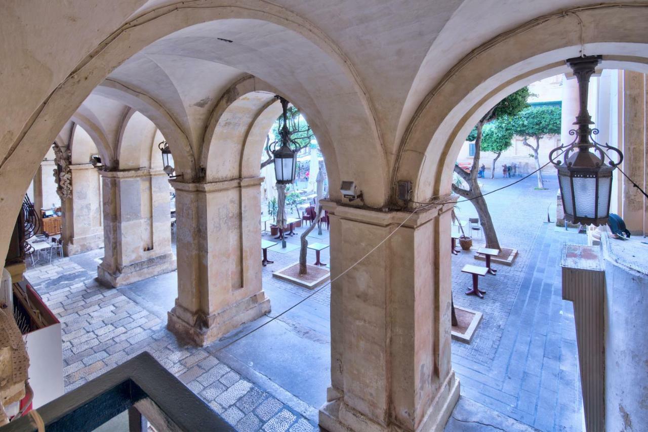 U Collection - A Luxury Collection Suites, Βαλέτα Εξωτερικό φωτογραφία